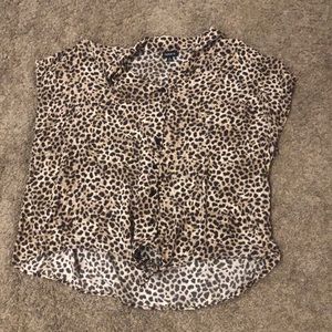 Tie front short sleeve